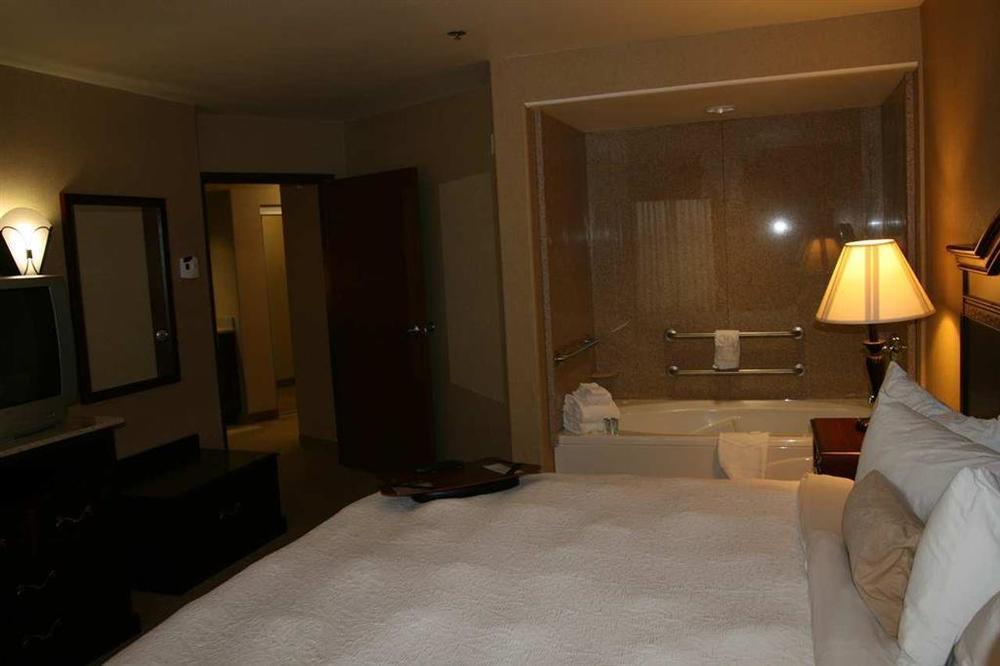 Hampton Inn & Suites Boise-Меридиан Номер фото
