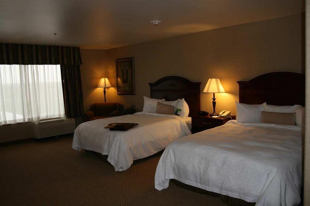 Hampton Inn & Suites Boise-Меридиан Номер фото